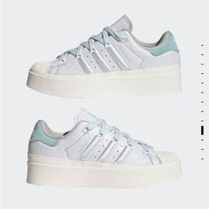 Nike Superstar Bonega Sneakers